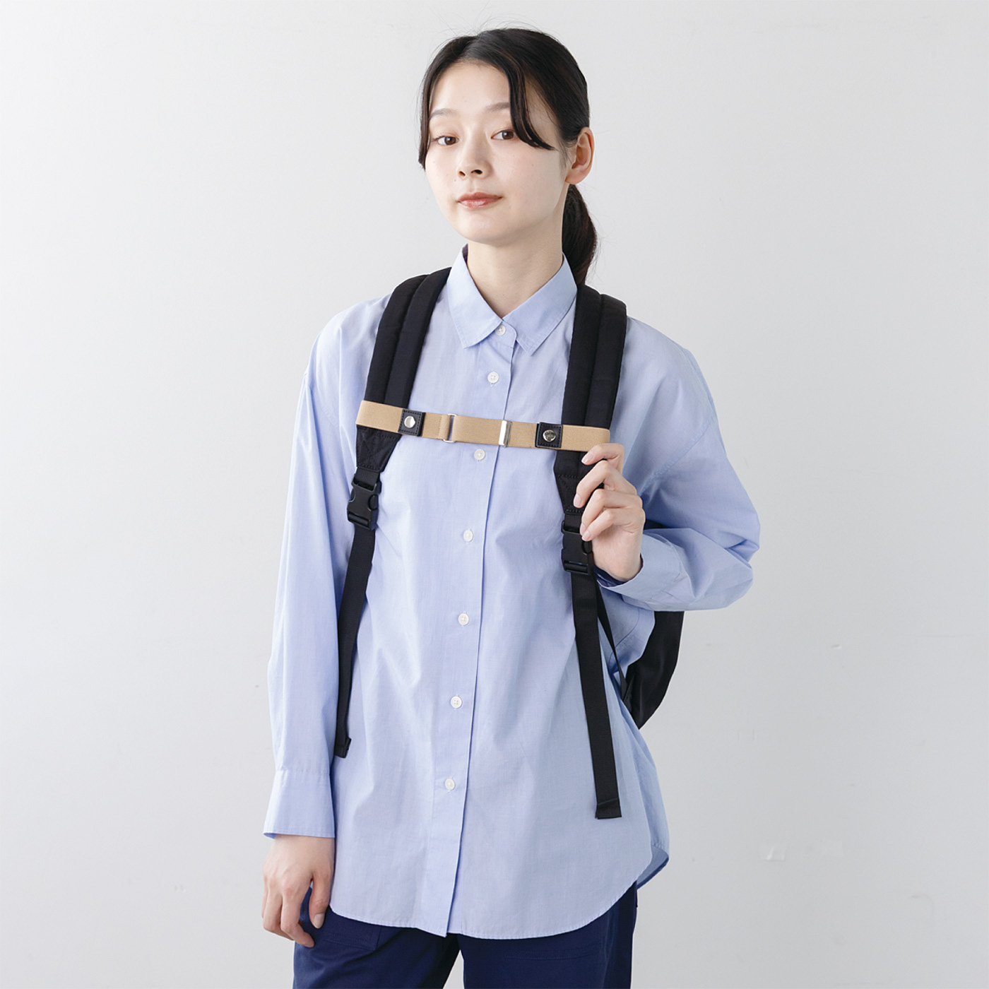 L'AMIPLUS|肩ひものずり落ち防止 通勤リュックになじむチェストベルト〈ベージュ〉