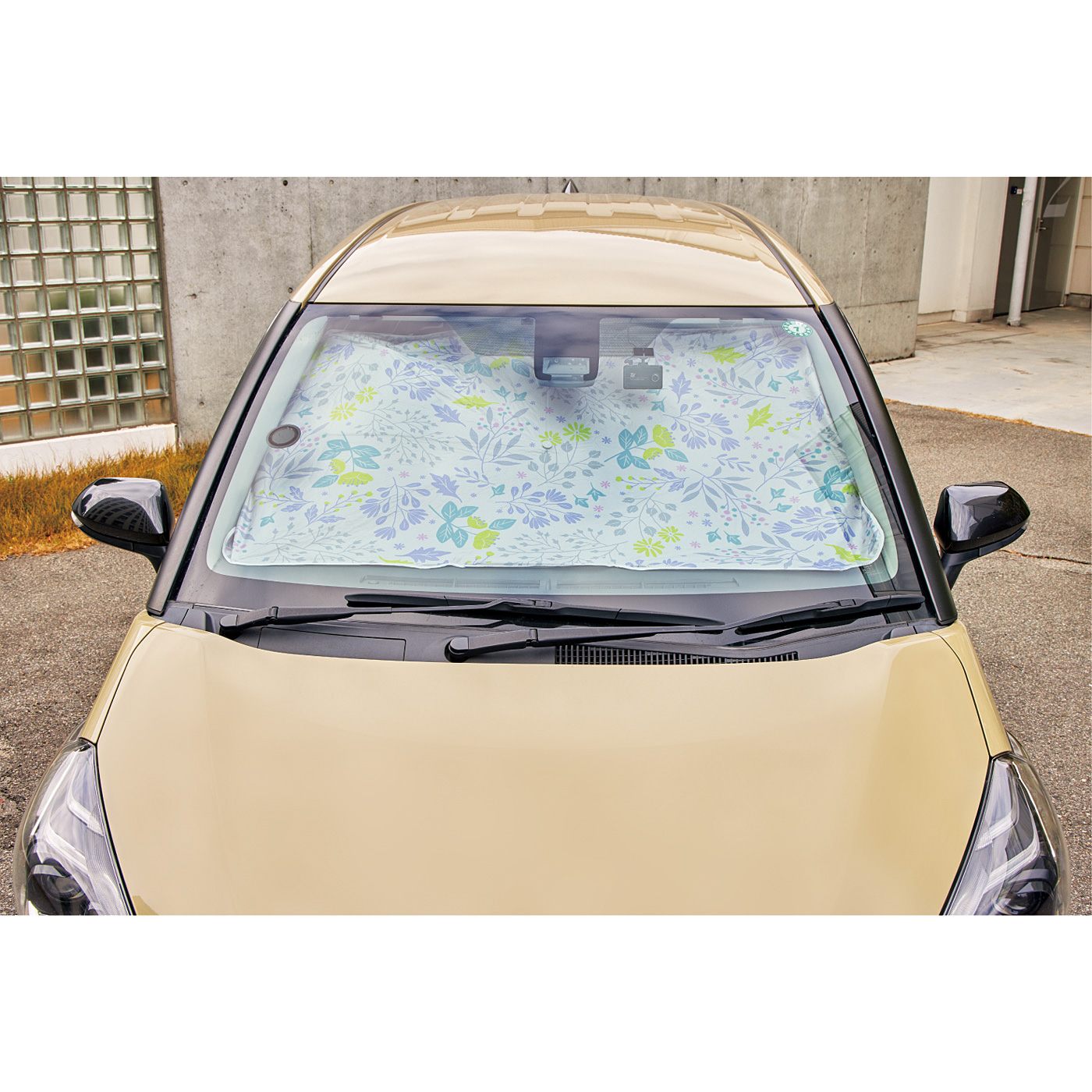 フェリシモの雑貨 Kraso|車用傘型サンシェードフラワー普通自動車